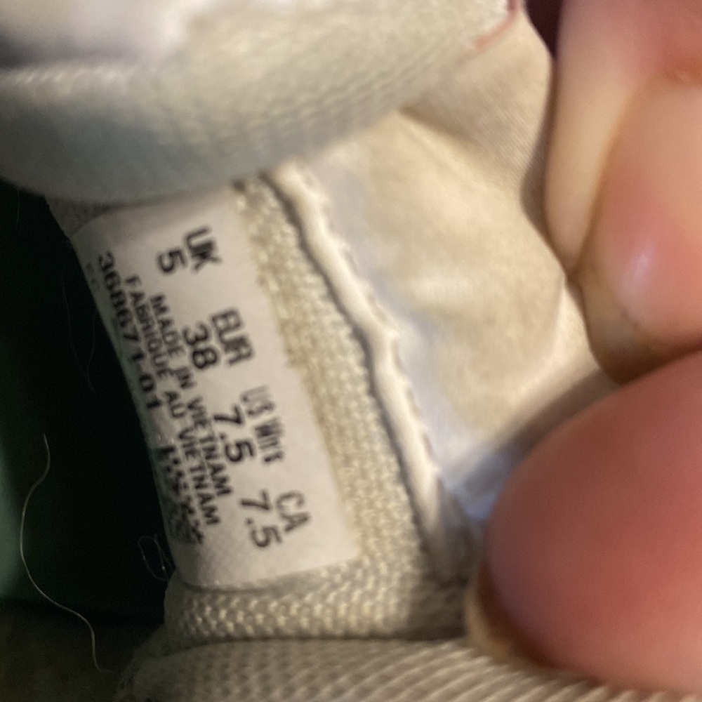 Puma Sz 7.5 - Picture 3 of 5